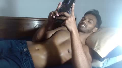 eyan online show from October 18, 3:02 pm