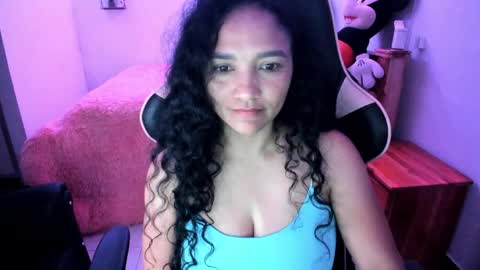 Danna online show from April 14, 3:18 pm