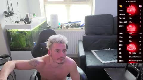 Rayzel online show from February 20, 12:38 pm