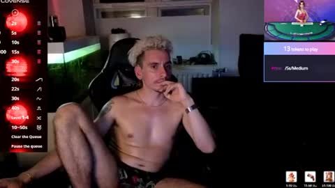 Rayzel White online show from June 23, 12:08 am
