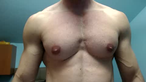 razorramon13 online show from May 4, 7:10 pm