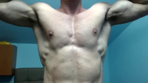 razorramon13 online show from May 5, 8:00 am