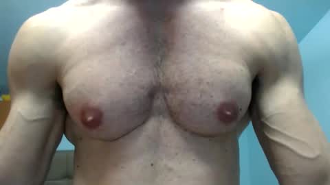 razorramon13 online show from May 14, 6:47 pm