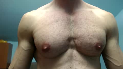 razorramon13 online show from May 18, 6:47 pm