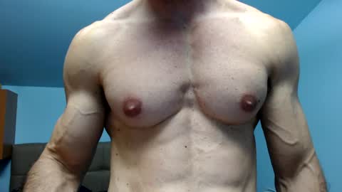 Snapshot of razorramon13 chatting on June 15, 7:16 pm razorramon13 online show from June 15, 7:16 pm