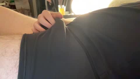 rbnaustiiin online show from January 8, 6:52 pm