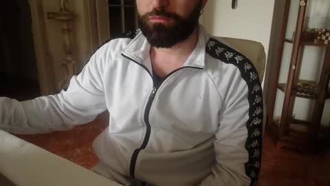 Snapshot of rdandi chatting on April 14, 9:48 am rdandi online show from April 14, 9:48 am