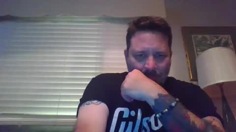 Snapshot of real_dilf1000 chatting on October 5, 4:11 am Bear online show from October 5, 4:11 am