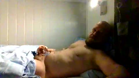 Snapshot of real_viking1 chatting on December 19, 7:37 am real_viking1 online show from December 19, 7:37 am