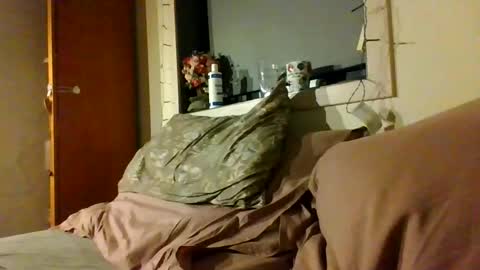 Snapshot of real_viking1 chatting on January 15, 4:11 pm real_viking1 online show from January 15, 4:11 pm