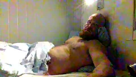 Snapshot of real_viking1 chatting on February 1, 9:46 pm real_viking1 online show from February 1, 9:46 pm