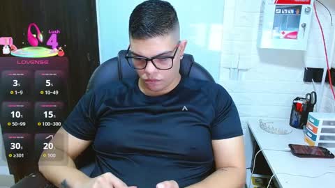 Snapshot of realjoel chatting on June 6, 11:59 am Joel online show from June 6, 11:59 am