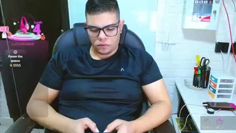 Snapshot of realjoel chatting on June 12, 12:04 pm Joel online show from June 12, 12:04 pm