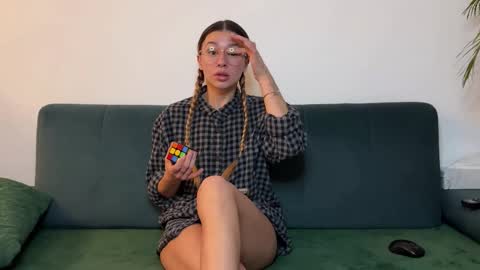 Snapshot of reallove_x chatting on February 10, 7:18 pm Leo Luna online show from February 10, 7:18 pm