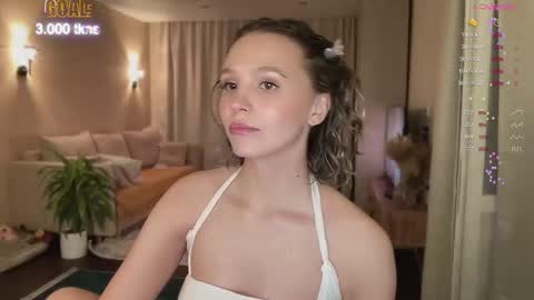 AliceEve online show from December 2, 4:42 pm