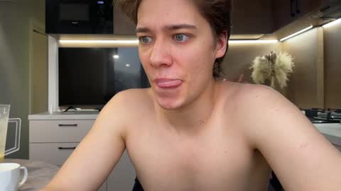 AliceEve online show from February 24, 2:26 pm