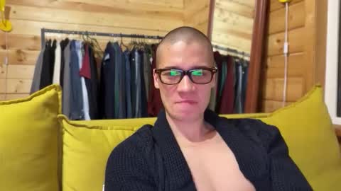 AliceEve online show from February 10, 8:24 pm