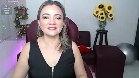 Snapshot of rebeca_milf chatting on March 24, 12:32 pm REBECA online show from March 24, 12:32 pm
