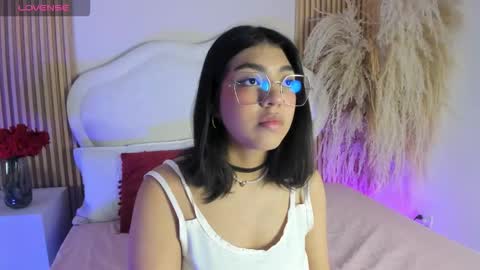 Snapshot of rebeca_taylor_ chatting on February 15, 12:25 pm rebeca_taylor_ online show from February 15, 12:25 pm