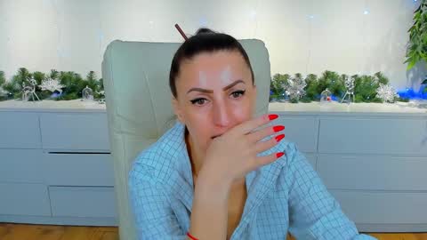rebecca_diamonds online show from January 14, 6:56 am