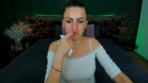 rebecca_diamonds online show from February 27, 7:23 am