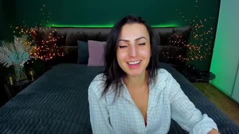 rebecca_diamonds online show from March 2, 9:10 am