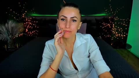 rebecca_diamonds online show from September 11, 12:05 pm