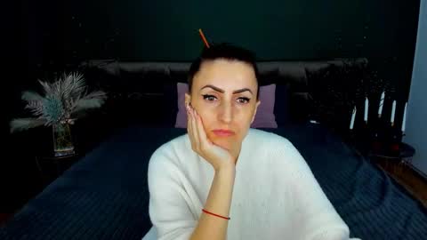 rebecca_diamonds online show from February 13, 6:20 am