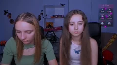 rebecca_smile_ online show from October 23, 1:10 pm