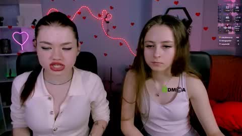 rebecca_smile_ online show from March 9, 1:59 pm