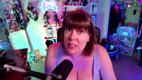 Snapshot of rebeccalovexxx chatting on February 11, 10:59 pm Rebecca Love online show from February 11, 10:59 pm