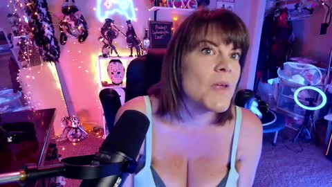 Snapshot of rebeccalovexxx chatting on February 17, 10:27 pm Rebecca Love online show from February 17, 10:27 pm