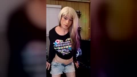 rebeckaloves online show from July 6, 7:27 am