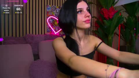 Snapshot of rebeldools chatting on February 22, 5:30 am rebeldools online show from February 22, 5:30 am