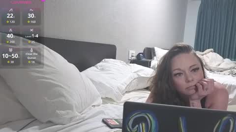 Snapshot of rebelhartless999 chatting on March 6, 10:50 pm rebelhartless999 online show from March 6, 10:50 pm