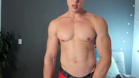 twitter REECET26 instagram RECCETAYLOR online show from February 7, 12:20 am