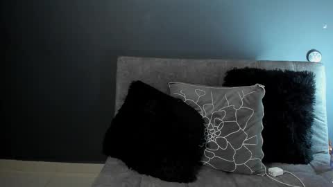 twitter REECET26 instagram RECCETAYLOR online show from September 27, 3:55 am