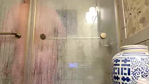 red24devils online show from December 18, 10:43 am