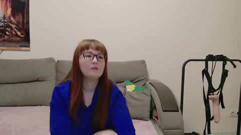 Lisa online show from November 10, 3:33 pm