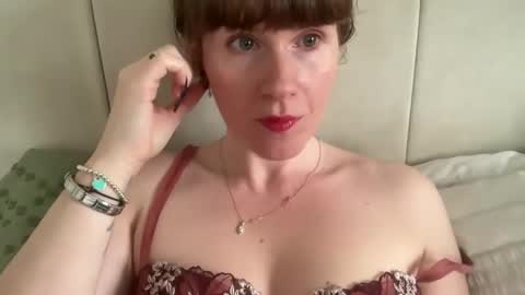 Rosie online show from February 8, 1:36 pm