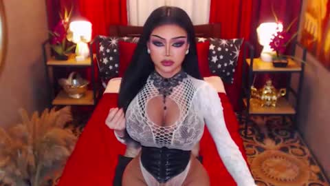 Snapshot of red_ivyy chatting on September 21, 7:15 pm AsianRedivy online show from September 21, 7:15 pm