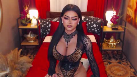 Snapshot of red_ivyy chatting on September 27, 9:42 pm AsianRedivy online show from September 27, 9:42 pm