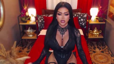 Snapshot of red_ivyy chatting on September 28, 7:41 pm AsianRedivy online show from September 28, 7:41 pm