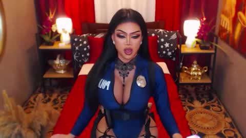 Snapshot of red_ivyy chatting on September 29, 8:13 pm AsianRedivy online show from September 29, 8:13 pm