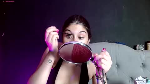 Snapshot of red_moonn chatting on February 24, 5:16 am IG OF red moonn online show from February 24, 5:16 am