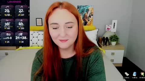Snapshot of red_naughtyfox chatting on December 24, 7:00 pm Lessy Fox online show from December 24, 7:00 pm