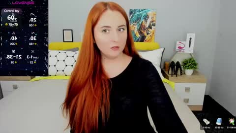 Snapshot of red_naughtyfox chatting on December 27, 1:22 am Lessy Fox online show from December 27, 1:22 am