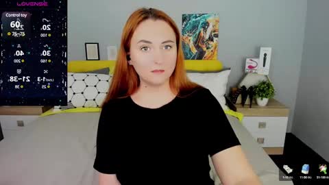 Snapshot of red_naughtyfox chatting on January 25, 11:54 pm Lessy Fox online show from January 25, 11:54 pm
