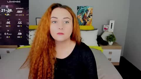 Snapshot of red_naughtyfox chatting on March 9, 4:33 pm Lessy Fox online show from March 9, 4:33 pm