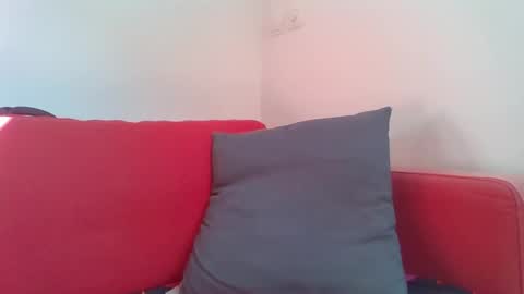 Snapshot of redandbluecloud chatting on February 20, 11:20 am Red online show from February 20, 11:20 am